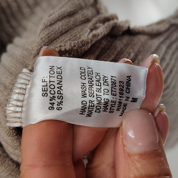 easel Pullover Hooded Top Size Medium Ribbed Distressed Beige Long Sleeve - Picture 3 of 4